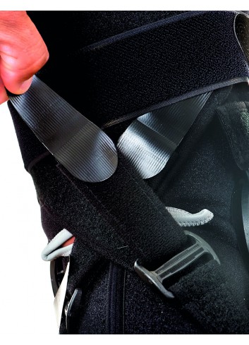 PK47 - Tubolar knee brace